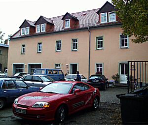 Dreiseitenhof - Freie Werkstatt - AUTO TRENTZSCH GbR